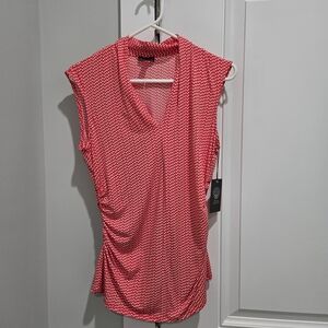Vince Camuto Women's Red Patterned Top